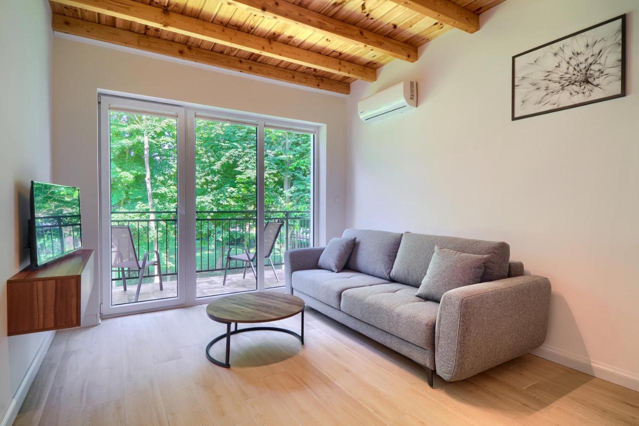 Apartamenty 7 Debow Pleśna Exterior foto