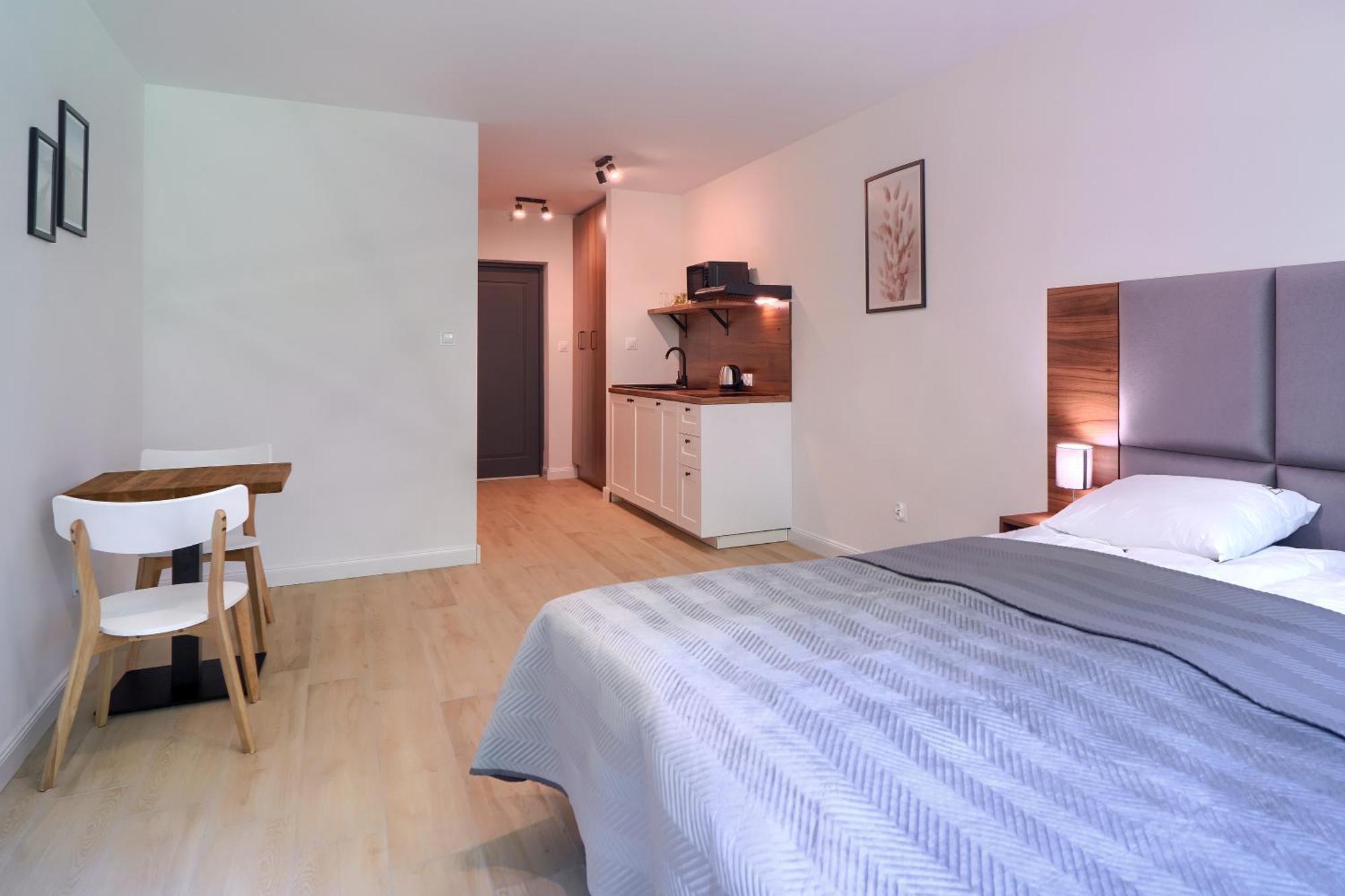 Apartamenty 7 Debow Pleśna Exterior foto